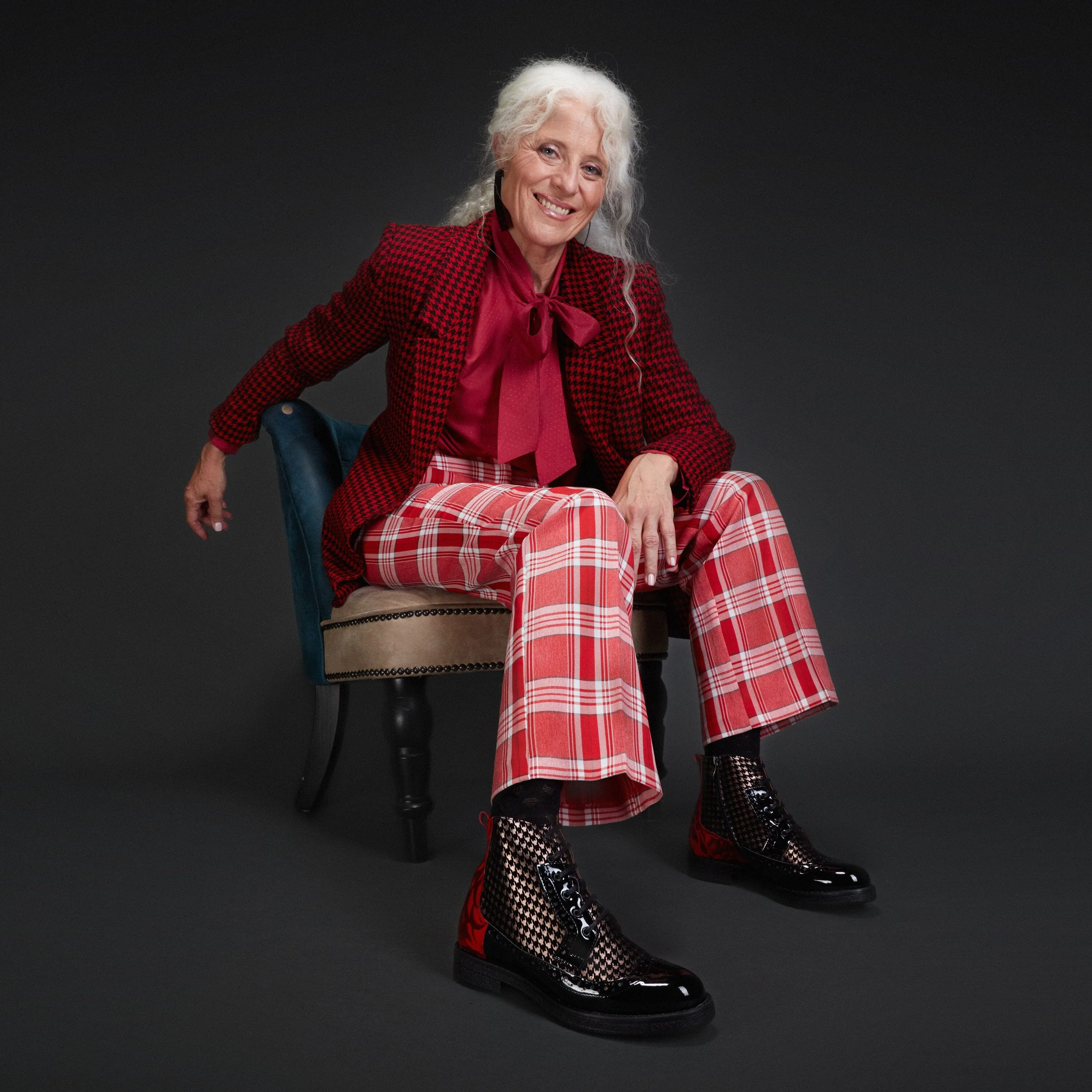 Hatter - Red Rose & Houndstooth